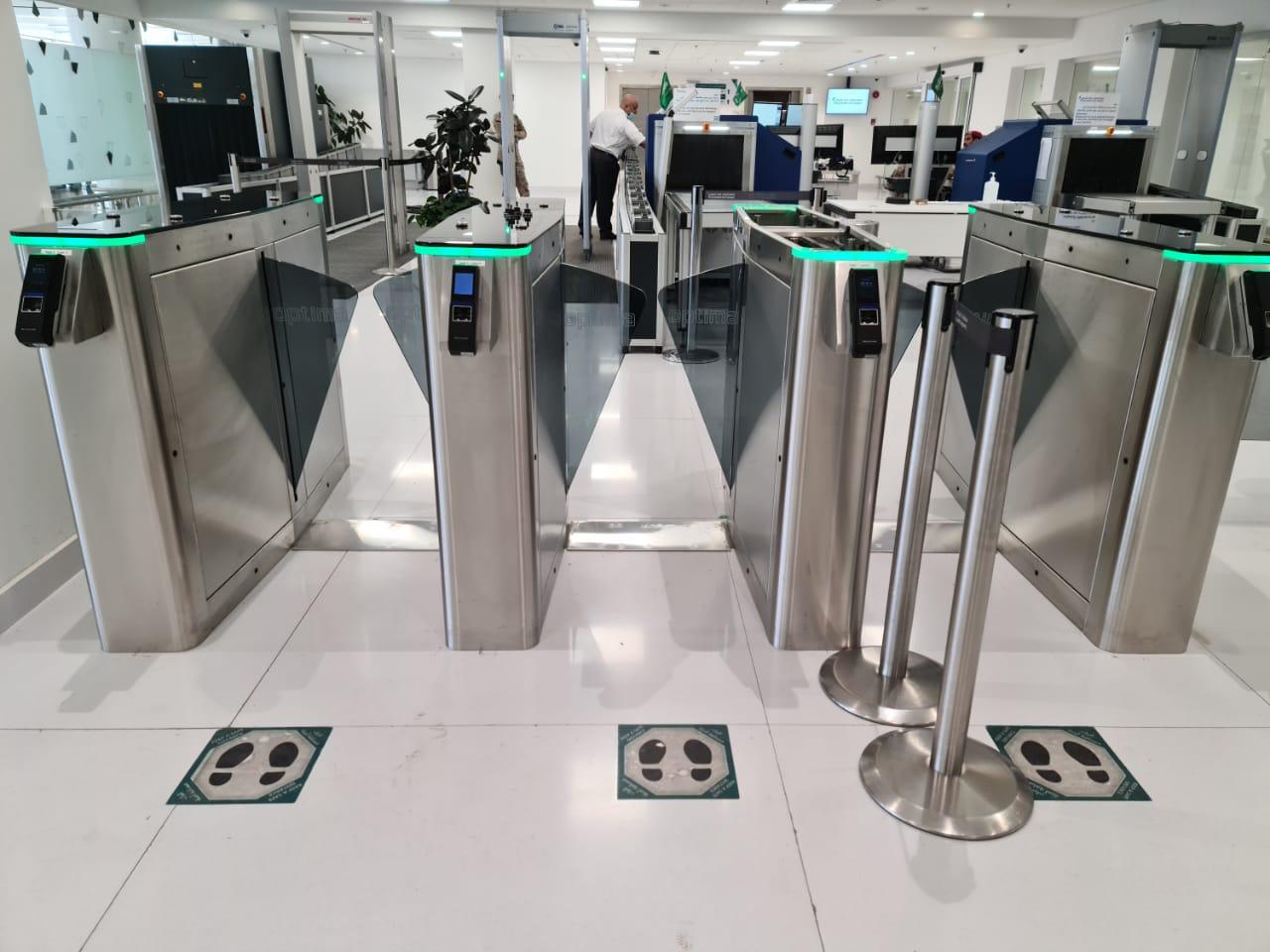VIP gate and access turnstile 4